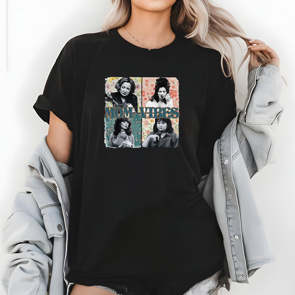 90s Mom Vintage Retro Funny Mom Life Unisex T-Shirt 