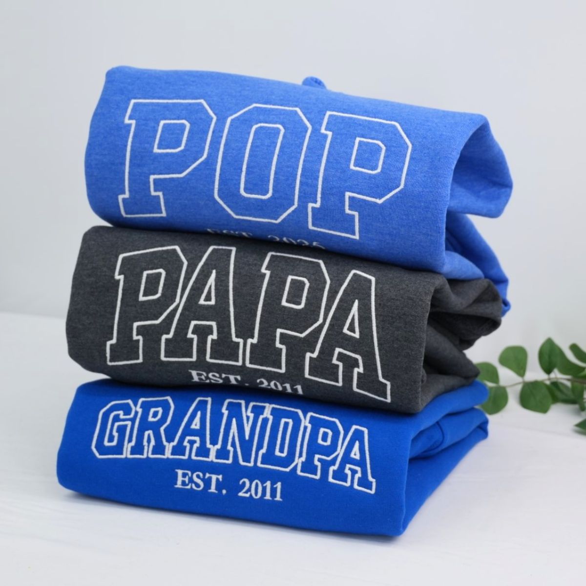 Custom Embroidered Auntie Sweatshirt - Personalized Aunt Hoodie with Name - Family Gift