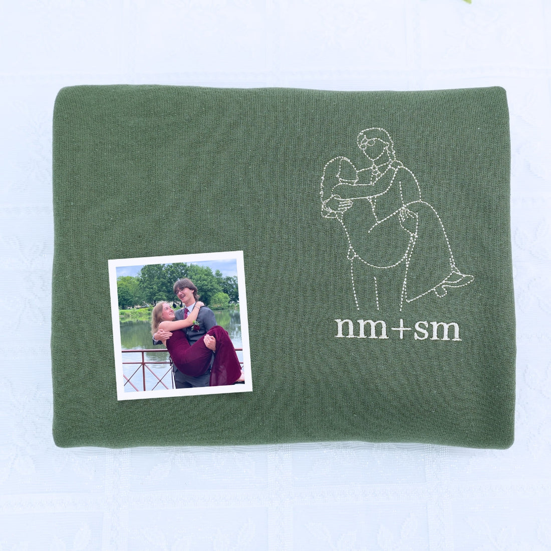 Couple Portrait Custom Embroidered Sweatshirt - Personalized Line Art - Romantic Anniversary Gift
