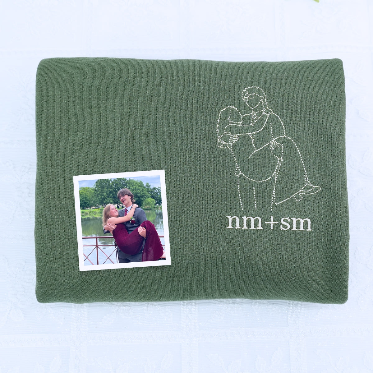 Couple Portrait Custom Embroidered Sweatshirt - Personalized Line Art - Romantic Anniversary Gift