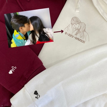 Custom Embroidered Couple Portrait Sweatshirt - Personalized Valentine'sAnniversary Gift