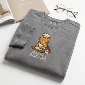Making Biscuits Cat Custom Embroidered T-Shirt - Funny Cat Lover Personalized Gift