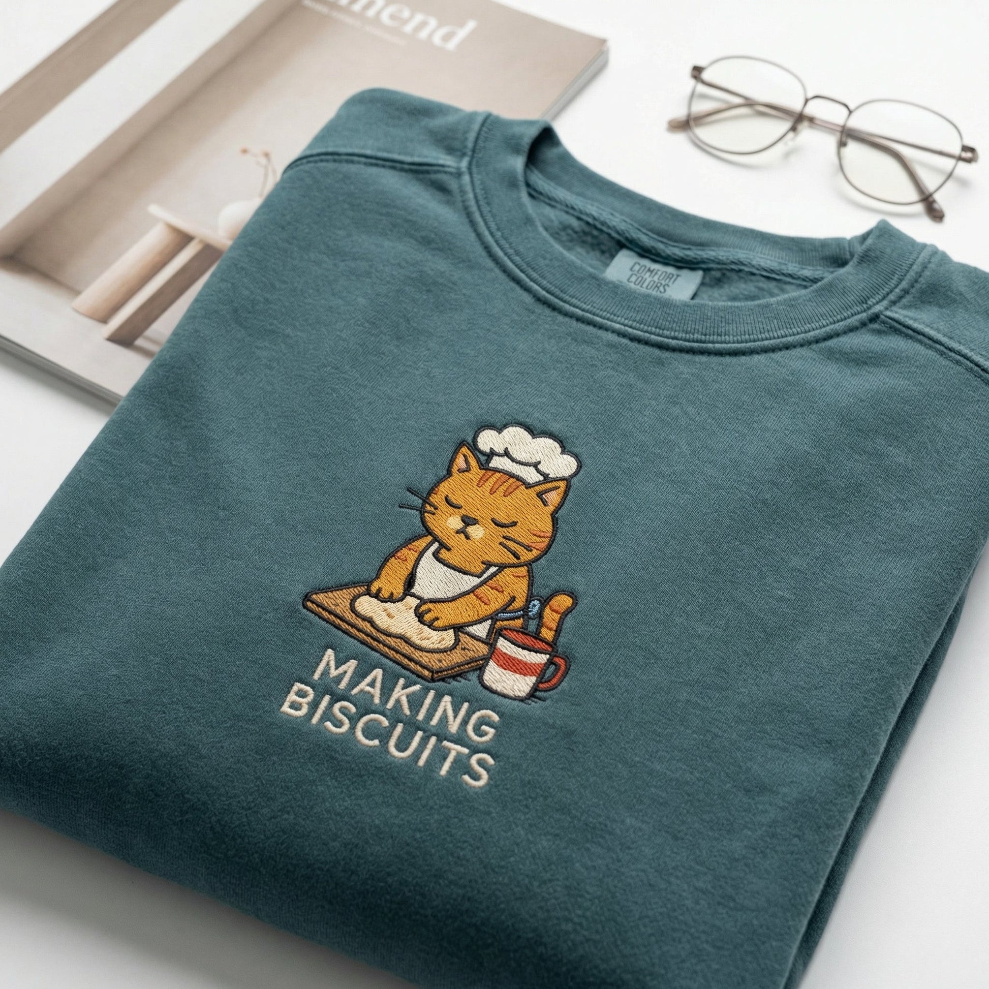 Making Biscuits Cat Custom Embroidered T-Shirt - Funny Cat Lover Personalized Gift