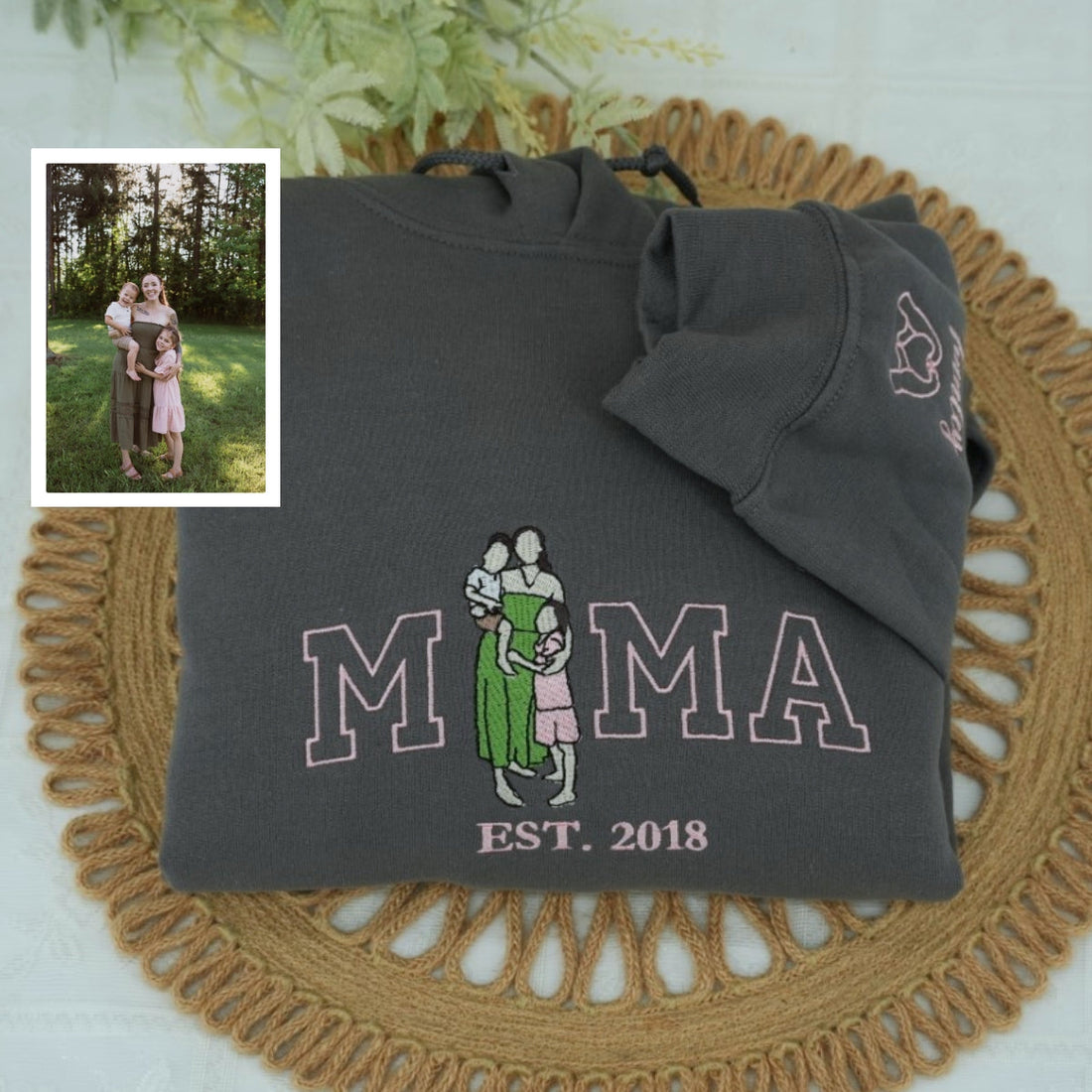 Custom Mama Embroidered Hoodies - Mother Child Sweatshirts - Personalized Mama Gift with Custom Year