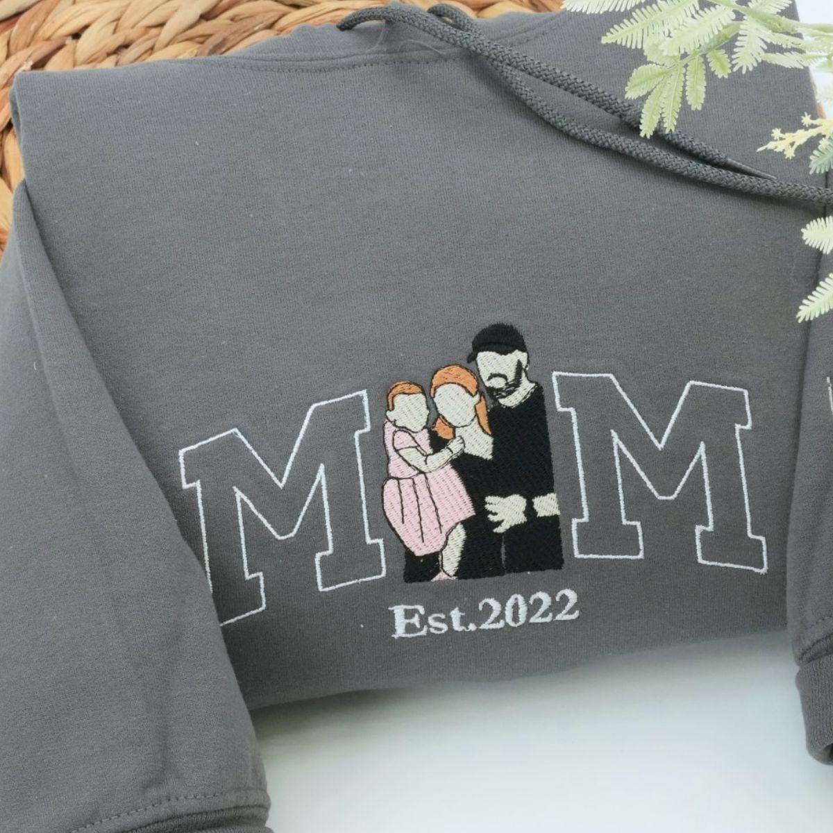 Custom Mama Embroidered Hoodies - Multi Child Family Sweatshirts - Personalized Mother Gift with Kid