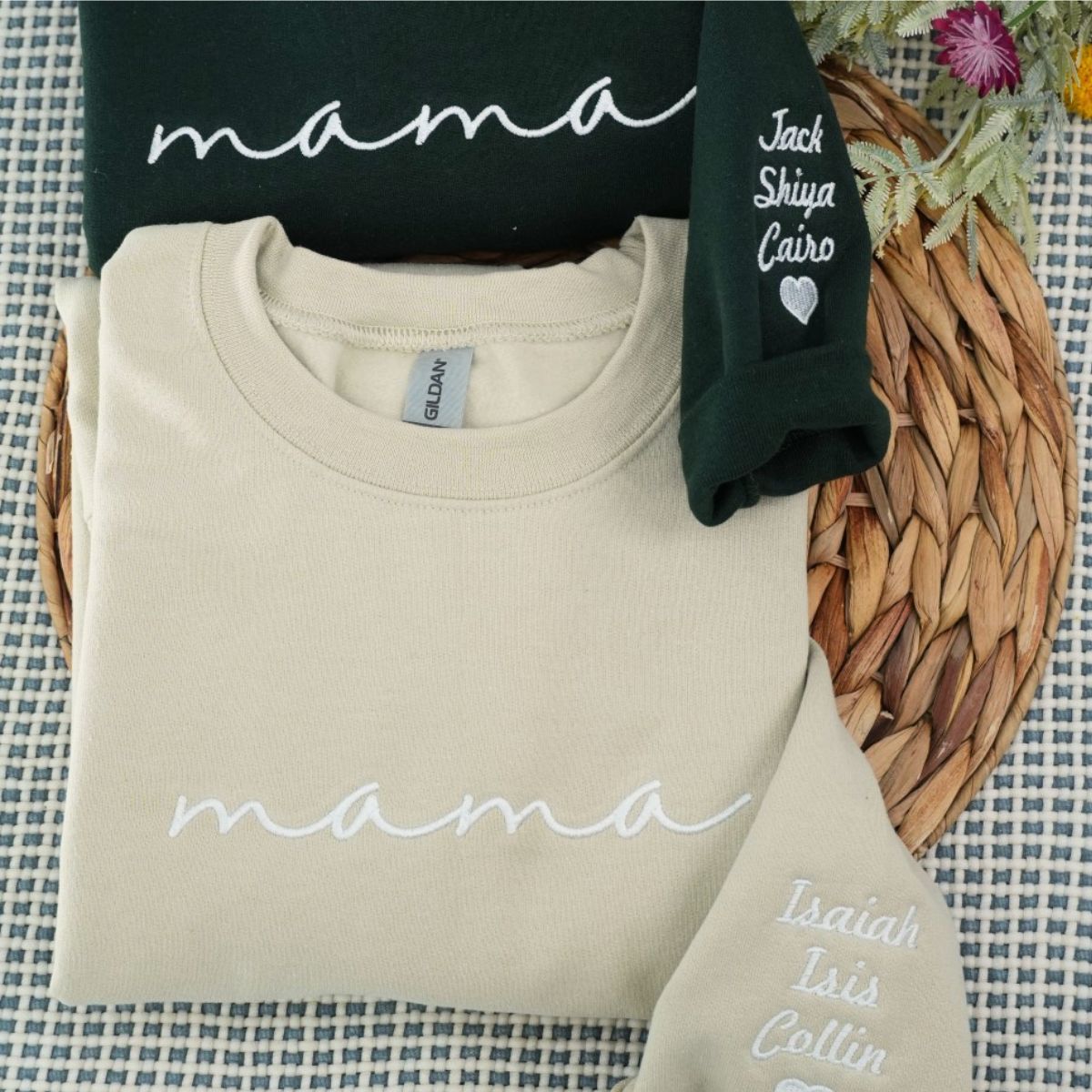 Script Custom Embroidered Hoodie - Personalized Mama Sweatshirt with Kids Names - Perfect Multi Chil
