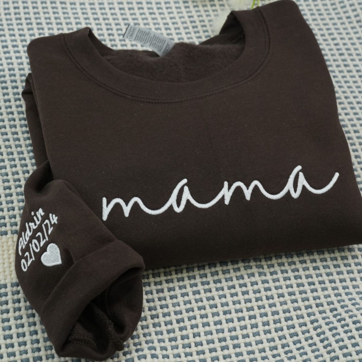 Script Custom Embroidered Hoodie - Personalized Mama Sweatshirt with Kids Names - Perfect Multi Chil