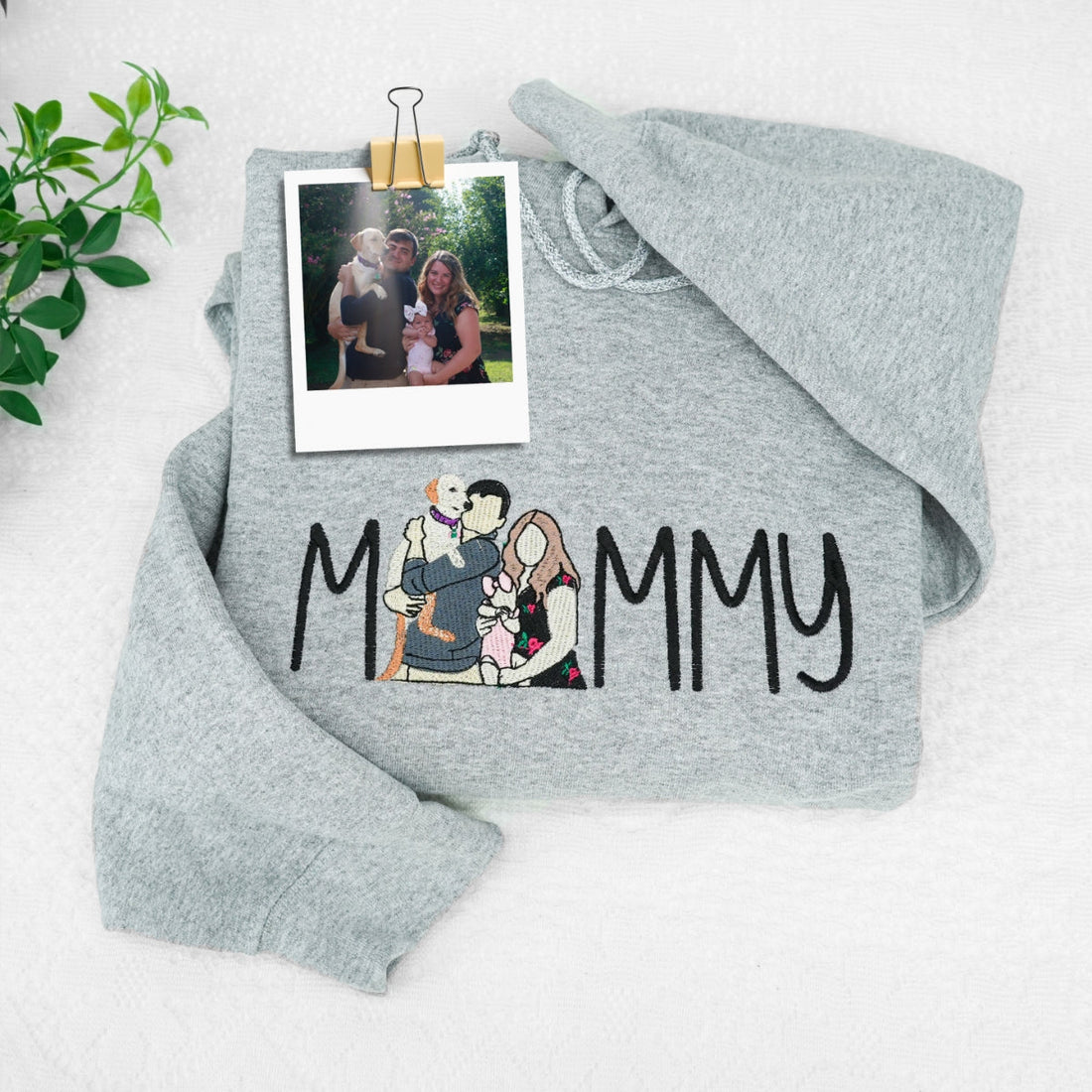 Family Script Custom Embroidered Hoodie - Personalized Mommy Sweatshirt - Perfect Mother Gift