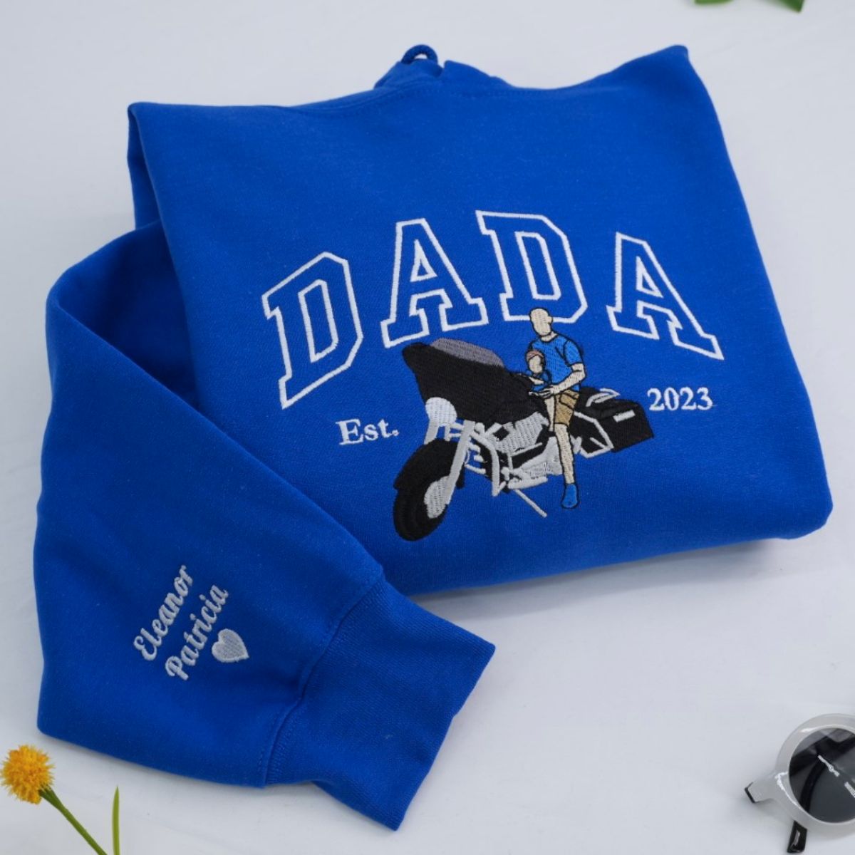 Custom Embroidered Papi Hoodie - Latino Father Sweatshirt - Personalized Father's Day Gift