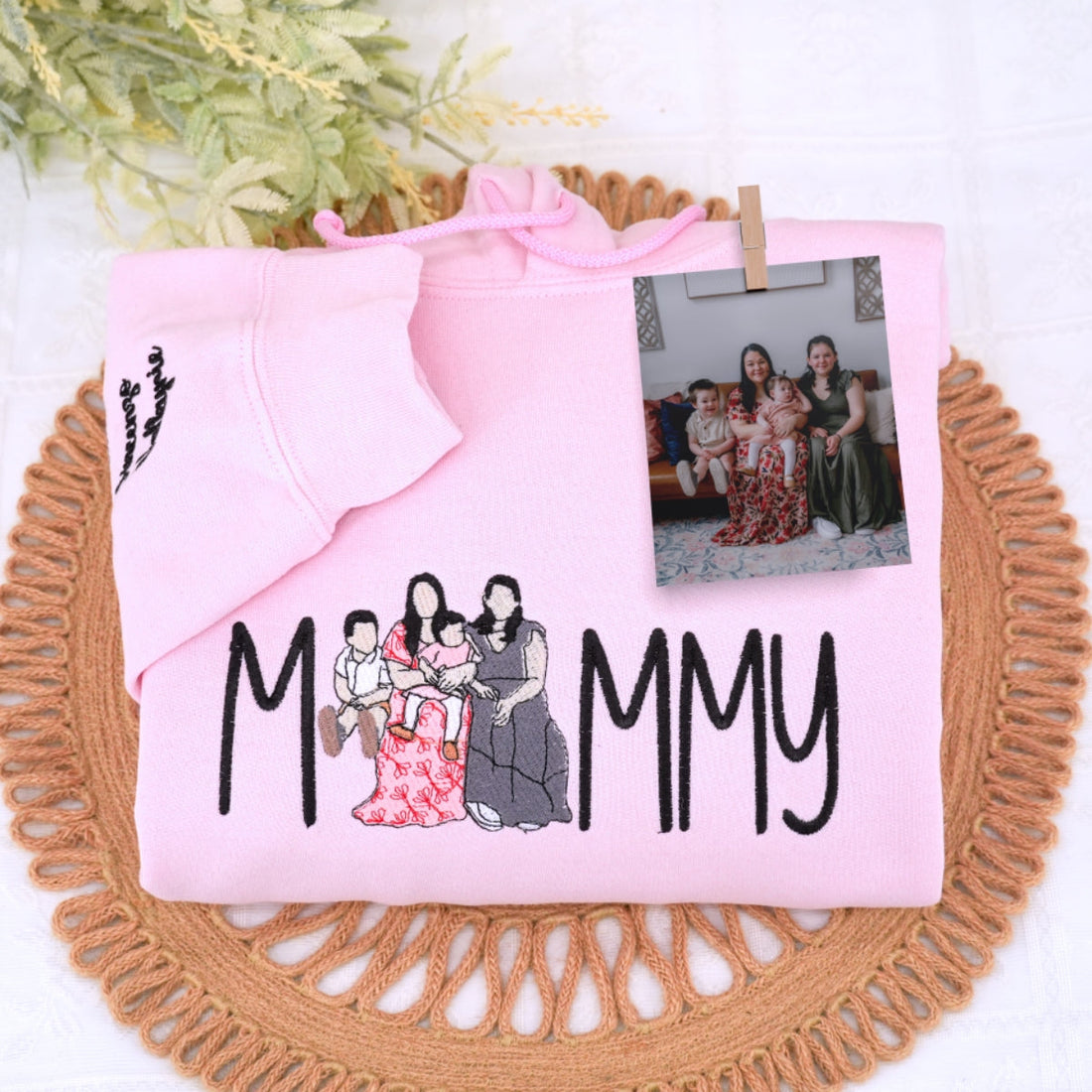 Family Photo Script Custom Embroidered Mommy Hoodie - Personalized Mother Memory Gift