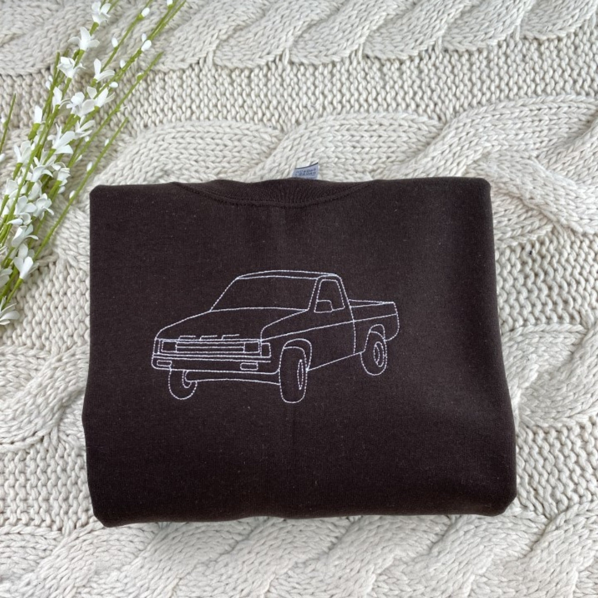 Elegant Car Lover Custom Embroidered Line Art Hoodie - Vehicle Portrait Sweatshirt