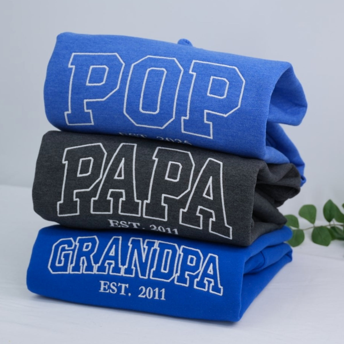 Papa Custom Embroidered Hoodie - Dad Sweatshirt with Kids Names - Father's Day Gift