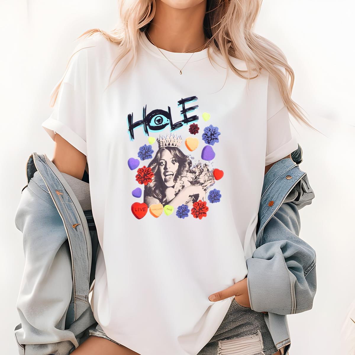 Hole Live Through This Vintage 90s Grunge Candy Hearts Boyfriend Fit Creme Unisex T-Shirt 