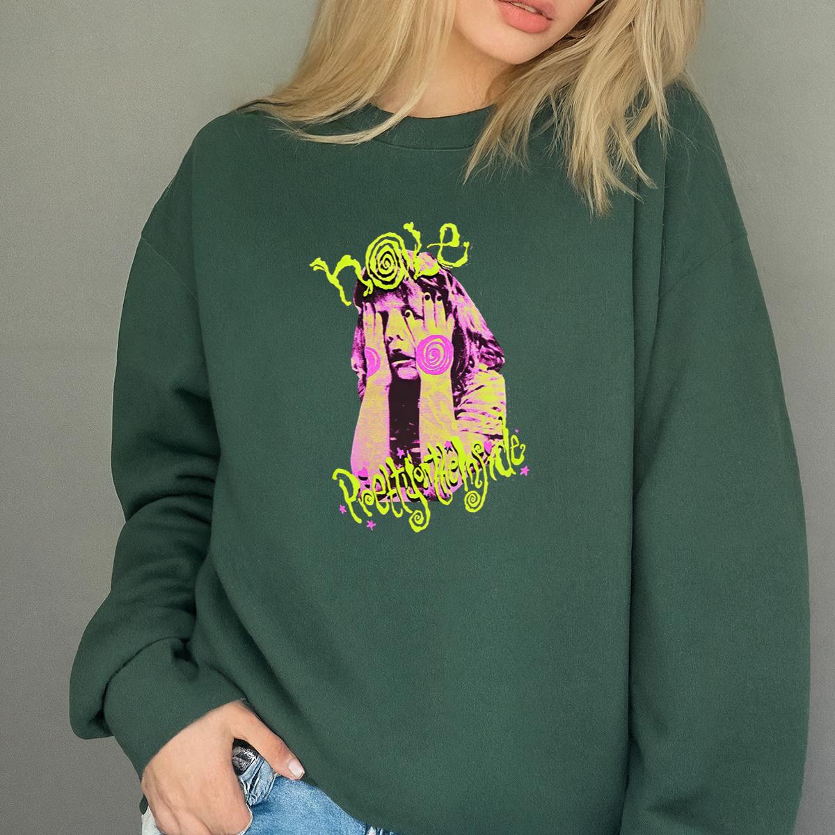 Hole Pretty On The Inside Vintage 90s Grunge Boyfriend Fit Black Unisex T-Shirt 