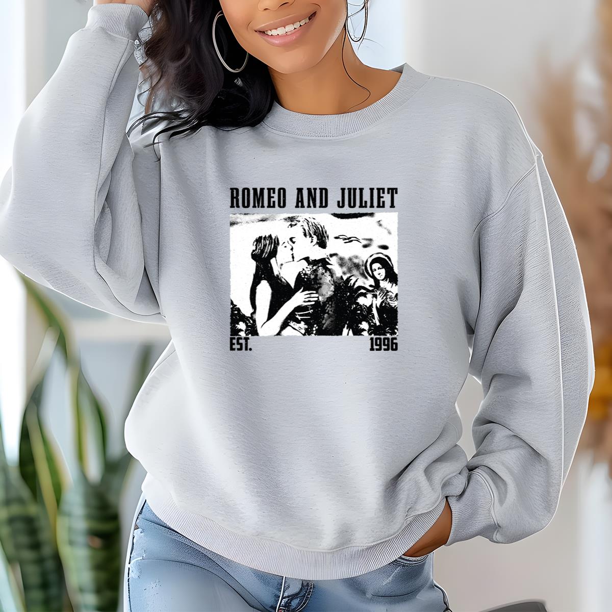 Retro Romeo and Juliet 1996 Movie Romantic Graphic Unisex T-Shirt 