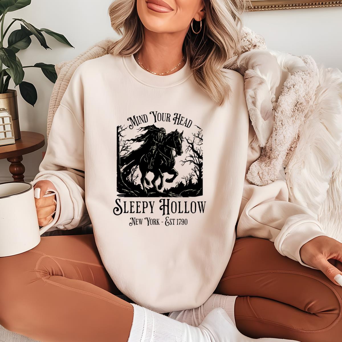 Sleepy Hollow Classic Halloween Vintage Design Unisex T-Shirt 