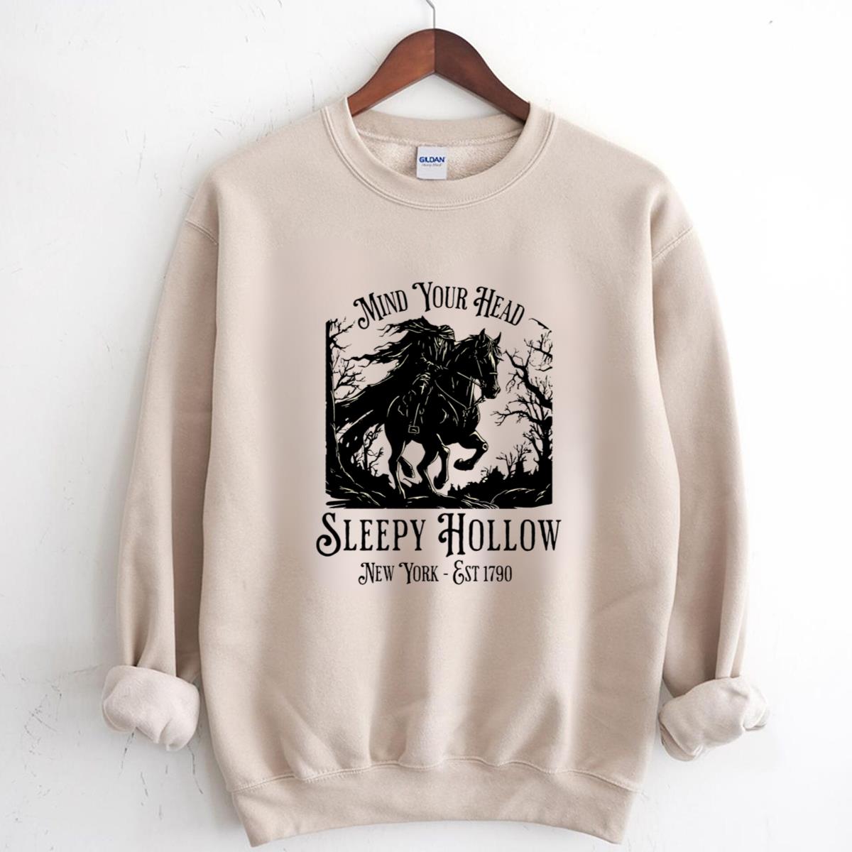 Sleepy Hollow Classic Halloween Vintage Design Unisex T-Shirt 