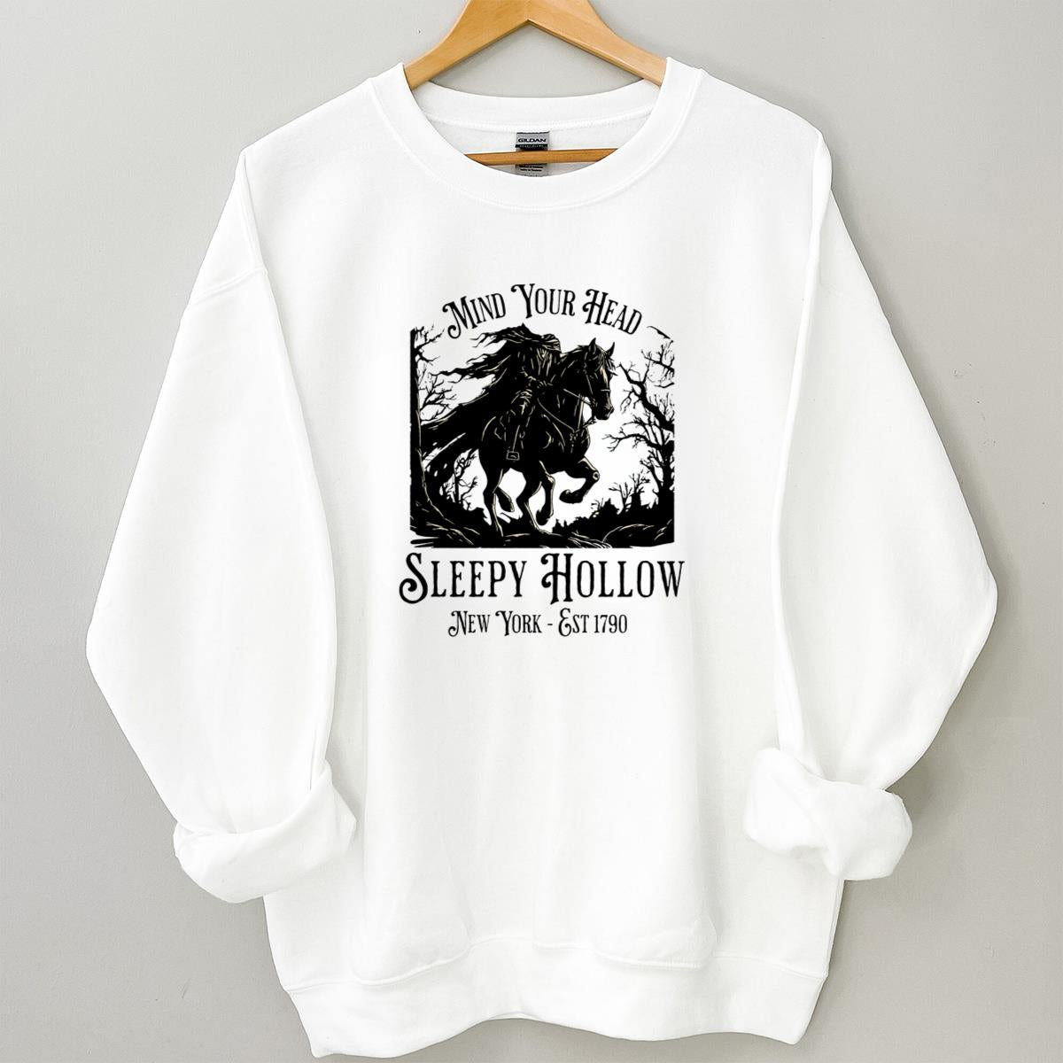 Sleepy Hollow Classic Halloween Vintage Design Unisex T-Shirt 
